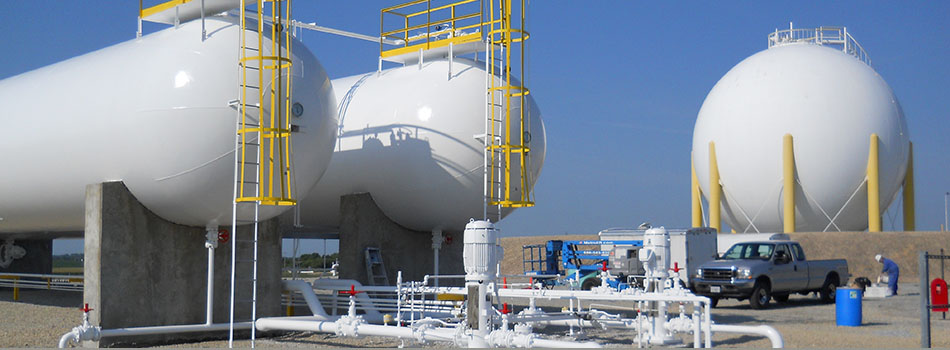 Bullet-tanks recoating and piping blast. Propane facility.